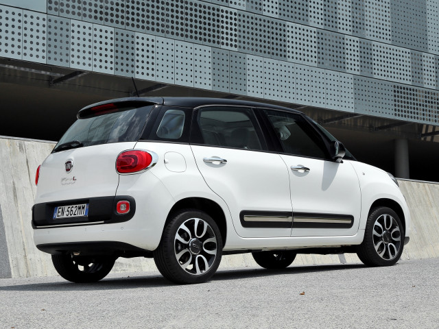 Fiat 500L фото