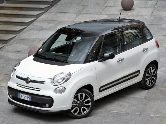 Fiat 500L фото