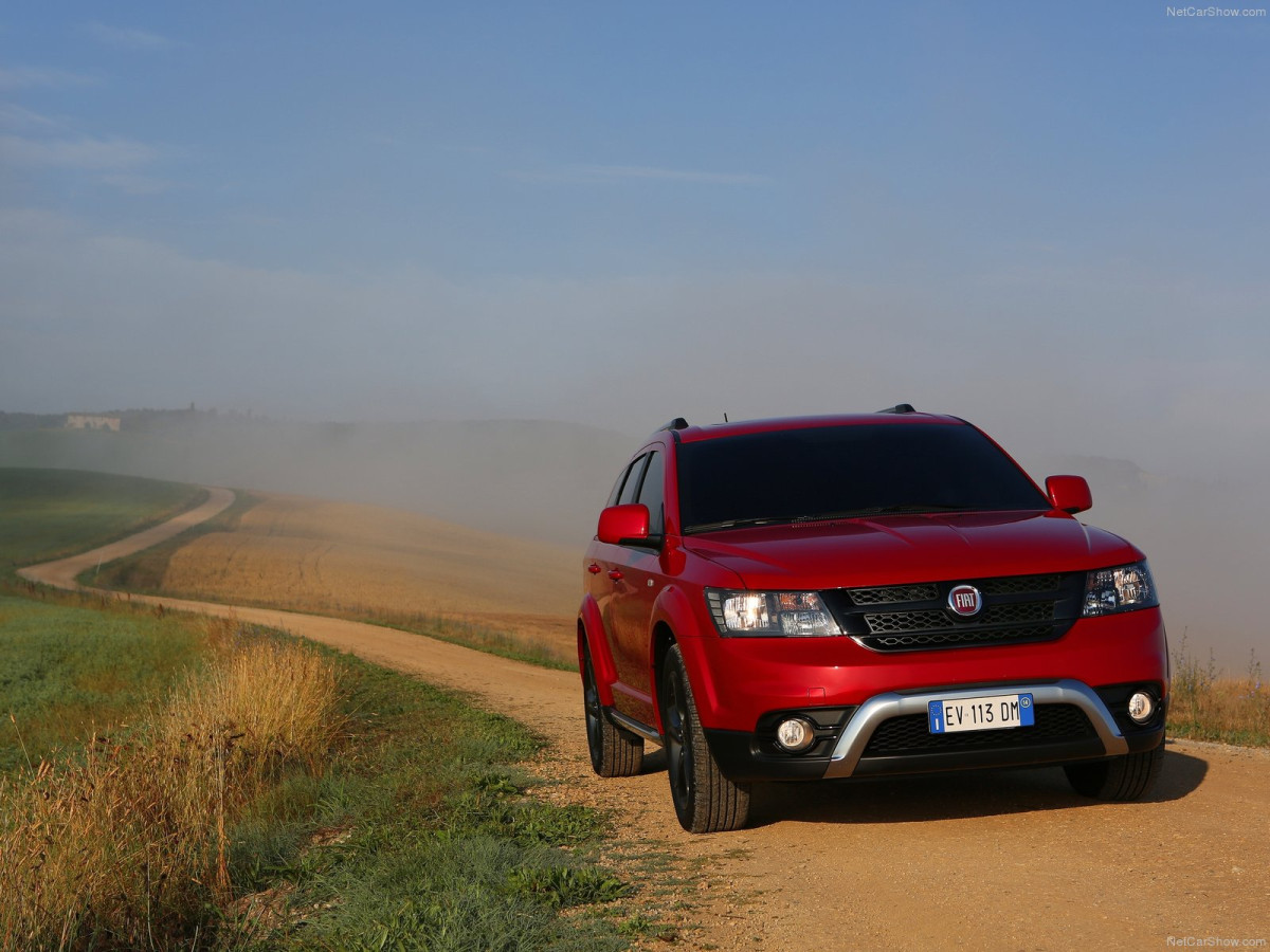 Fiat Freemont Cross фото 129360