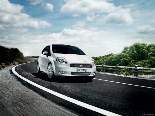 Fiat Grande Punto фото