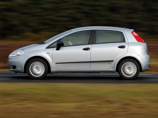 Fiat Grande Punto фото