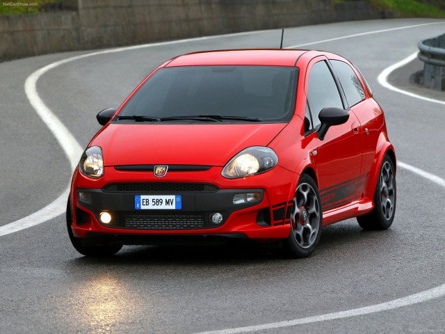 Fiat Punto Evo Abarth фото