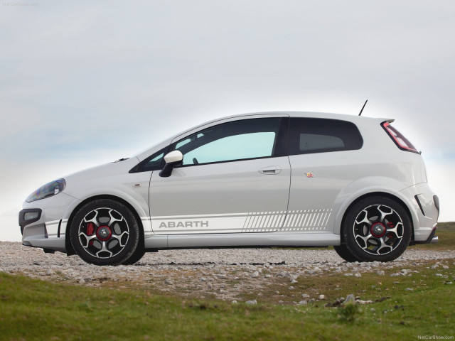 Fiat Punto Evo Abarth фото