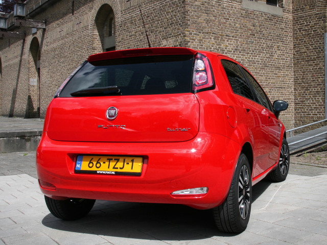 Fiat Punto фото