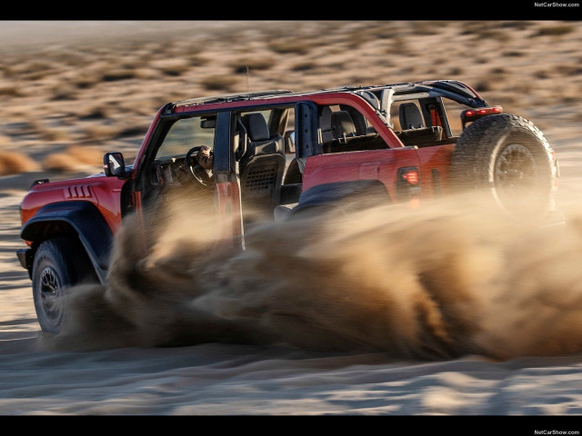 Ford Bronco Raptor фото