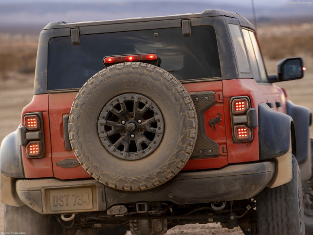 Ford Bronco Raptor фото