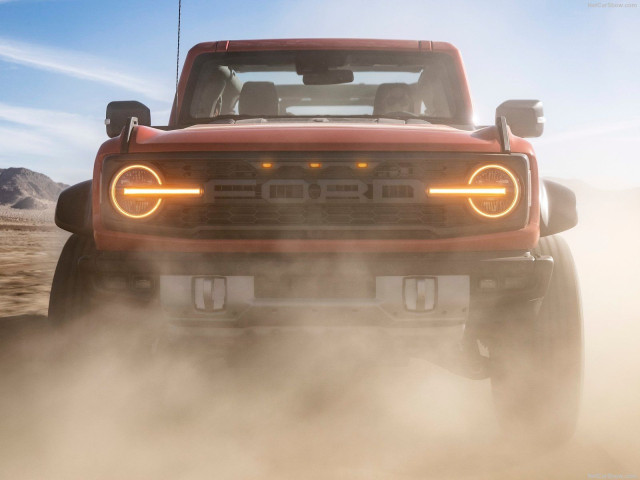 Ford Bronco Raptor фото