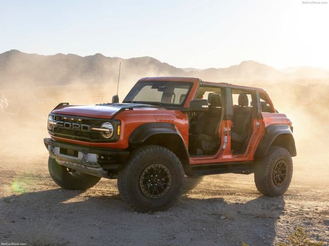 Ford Bronco Raptor фото