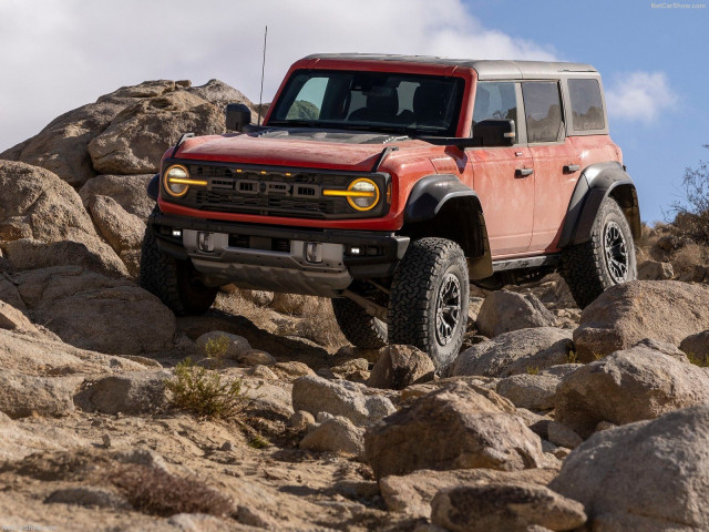 Ford Bronco Raptor фото