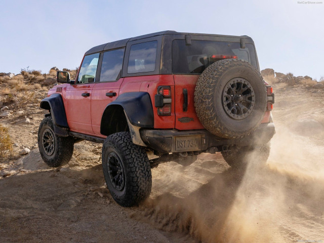 Ford Bronco Raptor фото