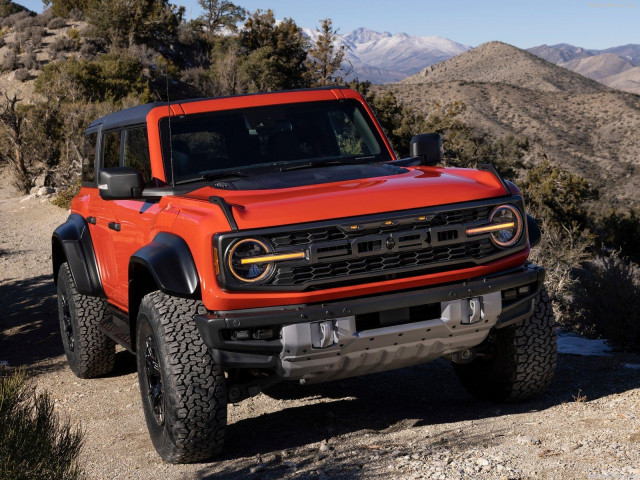 Ford Bronco Raptor фото