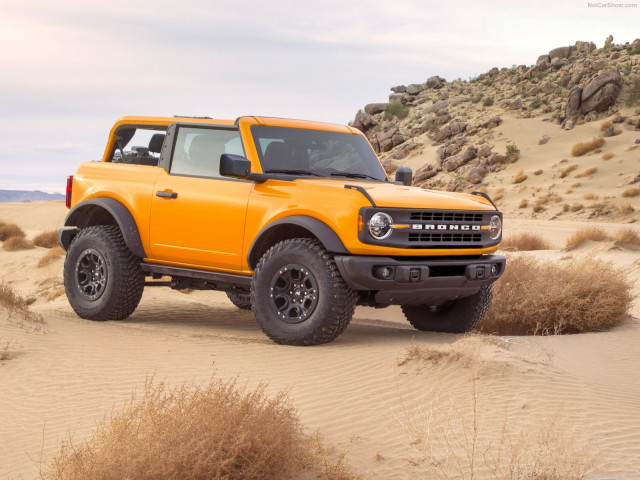 Ford Bronco фото