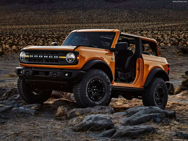 Ford Bronco фото