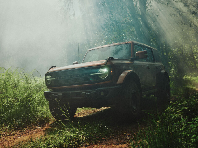 Ford Bronco VI (U725) фото 214559