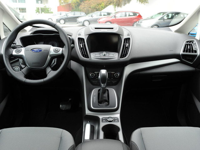 Ford C-MAX фото