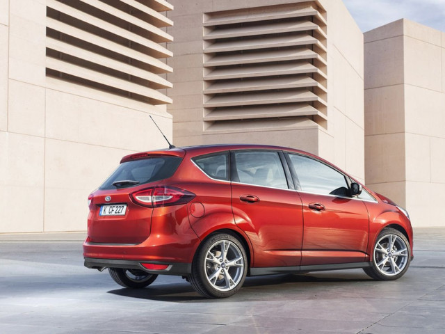 Ford C-MAX фото