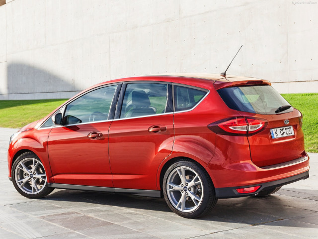 Ford C-MAX фото