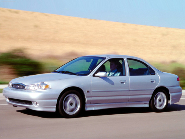 Ford Contour фото