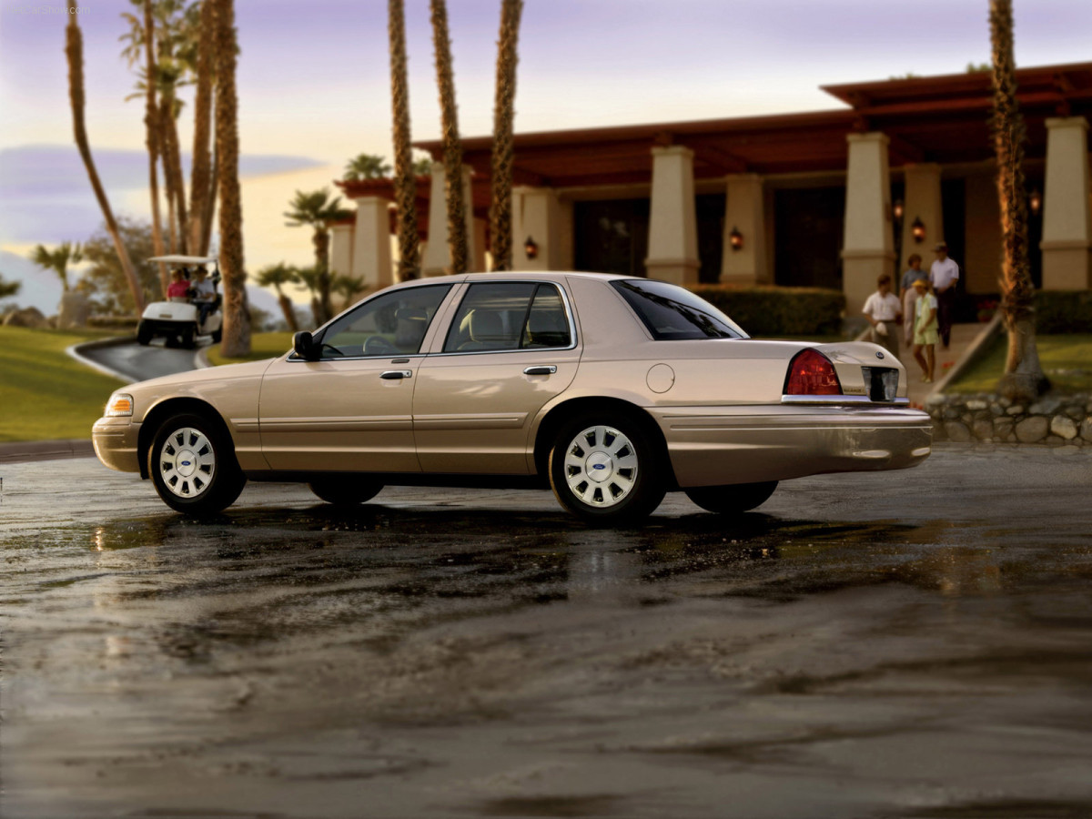 Ford Crown Victoria фото 33139