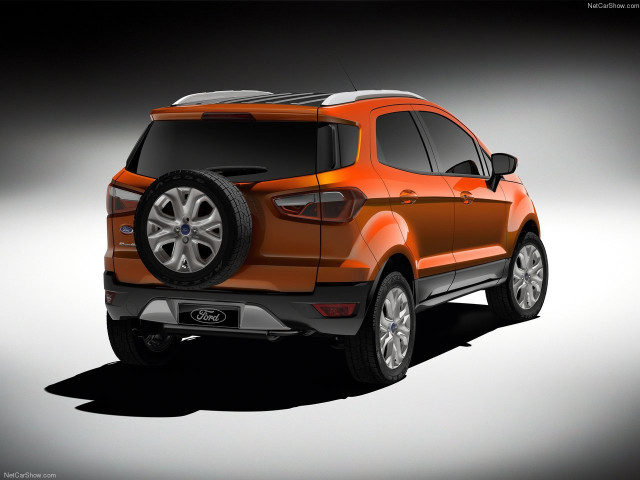 Ford EcoSport фото