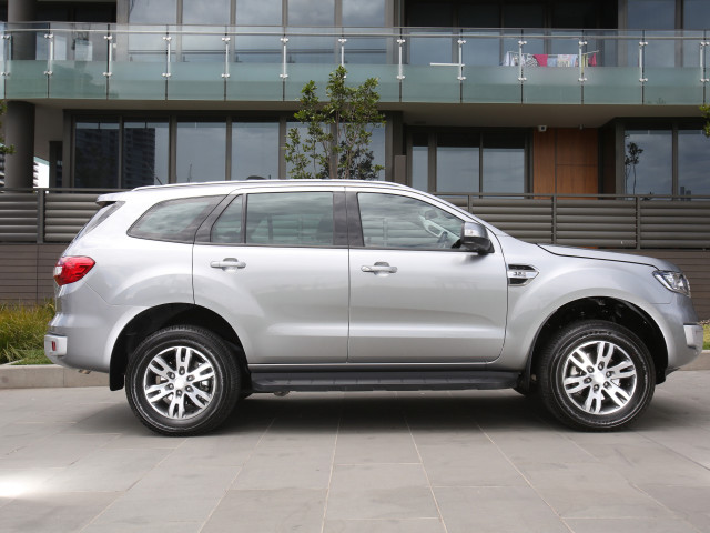 Ford Everest фото