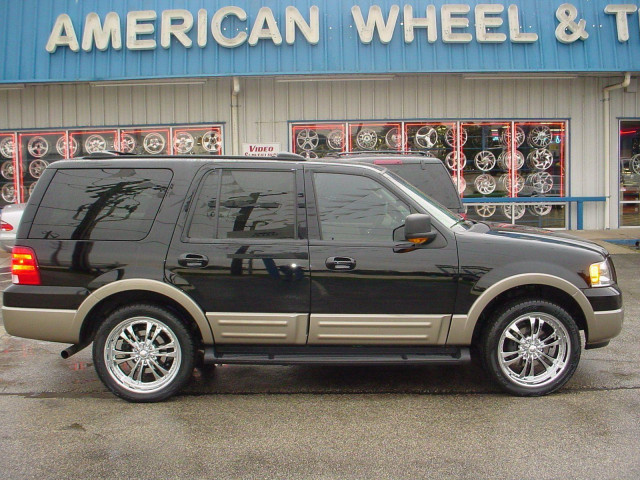 Ford Expedition фото