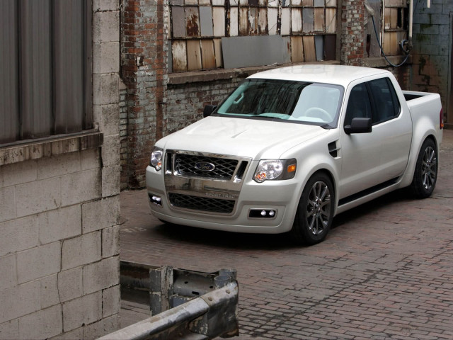 Ford Explorer Sport Trac фото