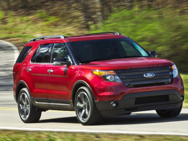 Ford Explorer Sport фото