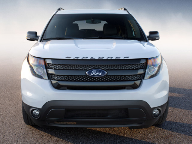 Ford Explorer Sport фото