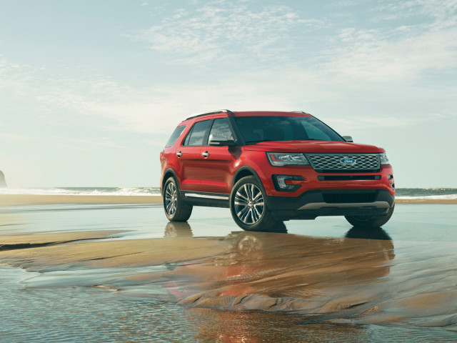 Ford Explorer фото