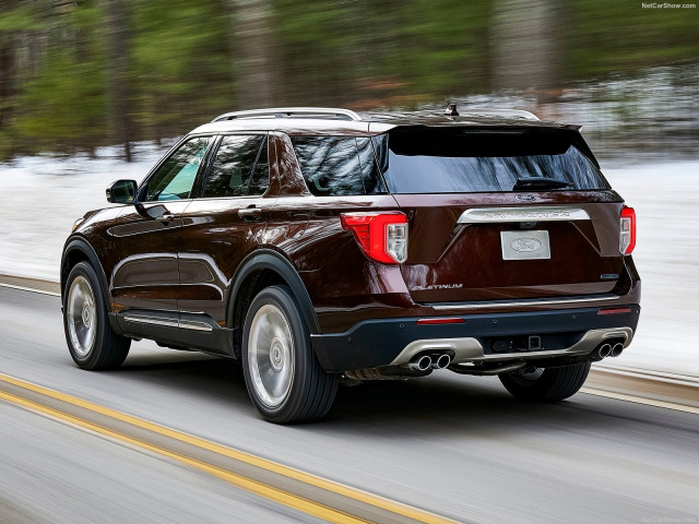 Ford Explorer фото