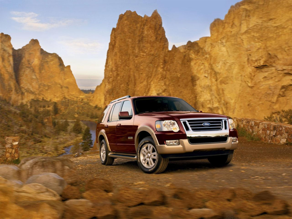 Ford Explorer фото 31595