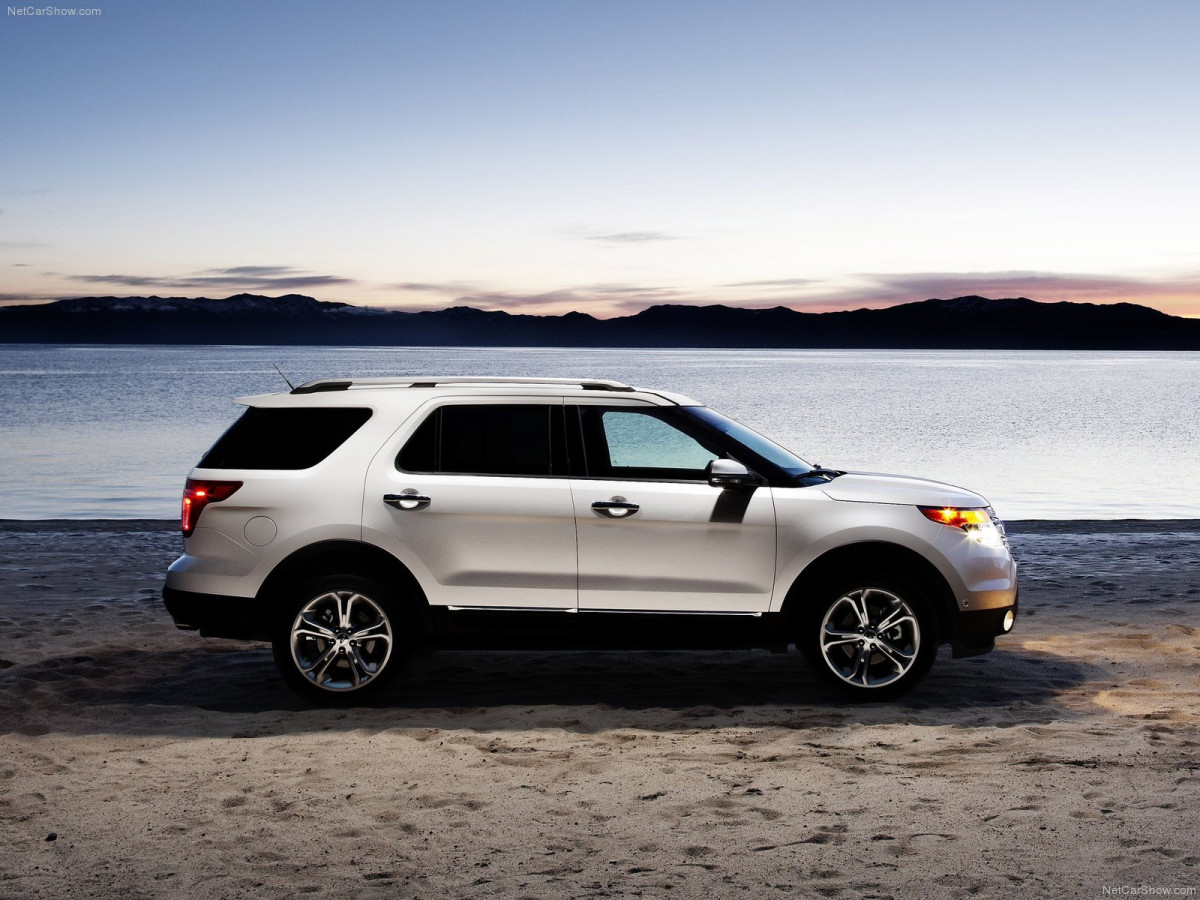 Ford Explorer фото 77770