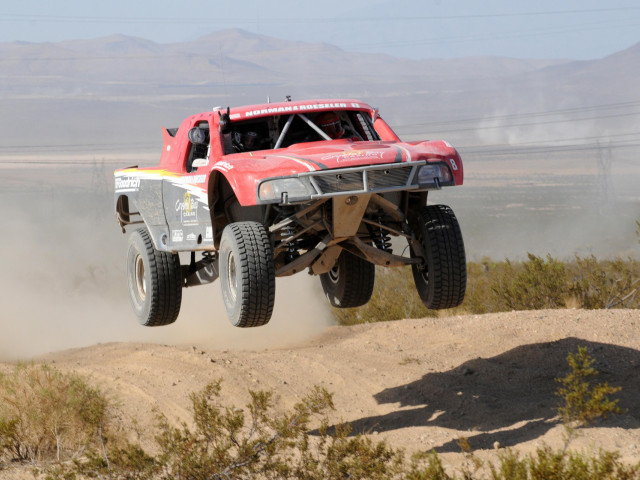 Ford F-150 Baja 1000 фото