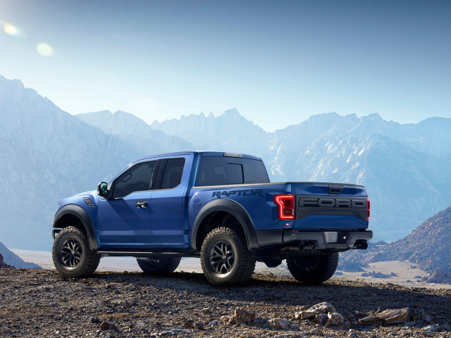 Ford F-150 RAPTOR фото