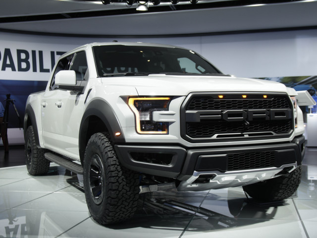 Ford F-150 RAPTOR фото