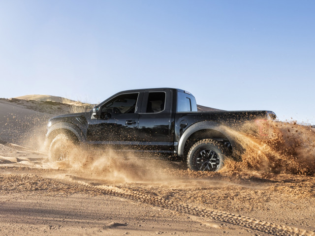 Ford F-150 RAPTOR фото