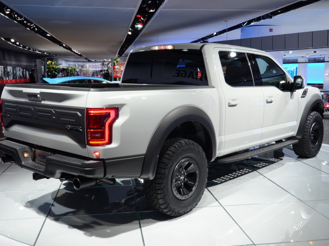 Ford F-150 RAPTOR фото