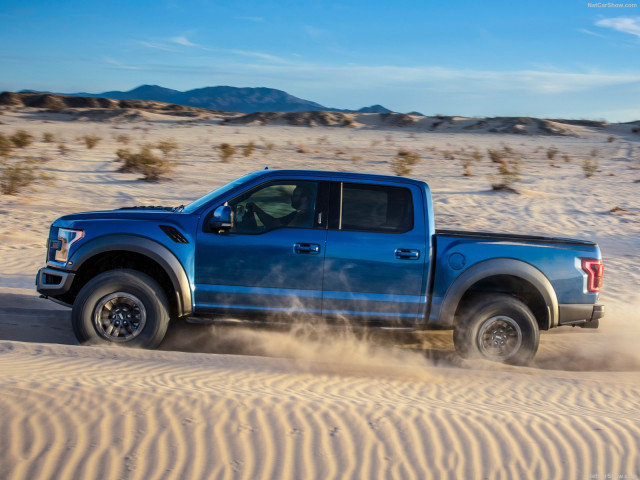 Ford F-150 RAPTOR фото