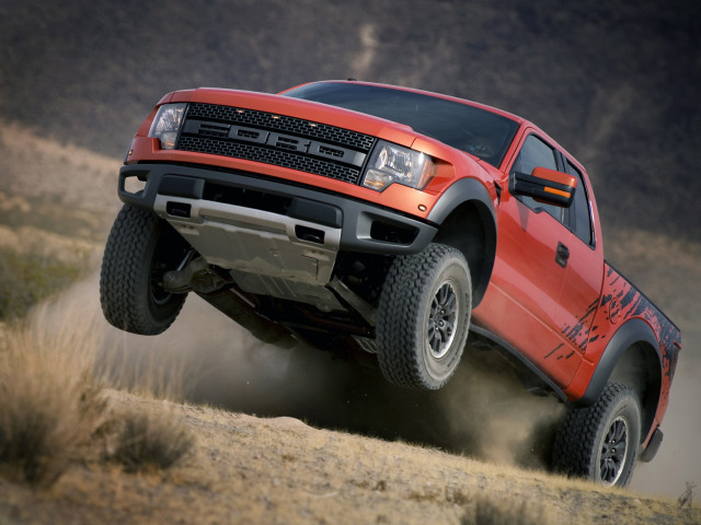 Ford F-150 SVT Raptor R фото