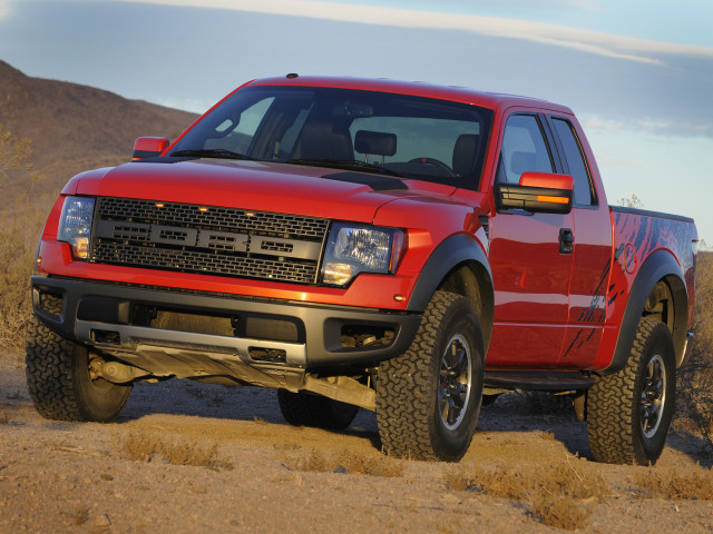 Ford F-150 SVT Raptor R фото