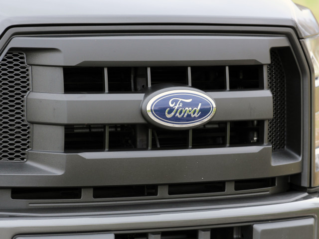 Ford F-150 фото