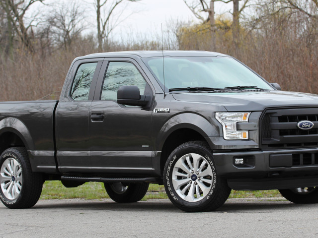 Ford F-150 фото