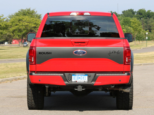 Ford F-150 фото