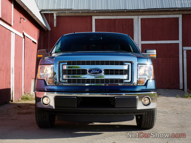 Ford F-150 фото