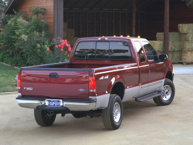 Ford F-350 фото