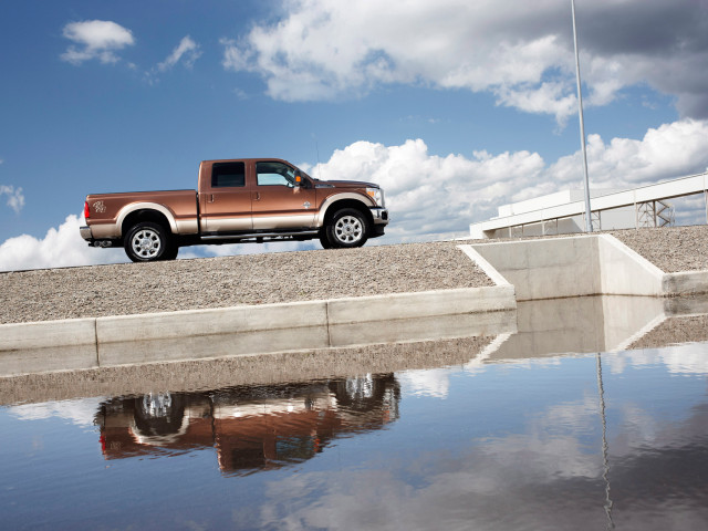 Ford F-350 фото