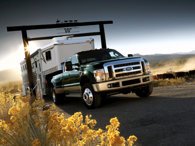 Ford F-450 фото