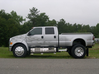 Ford F-650 фото