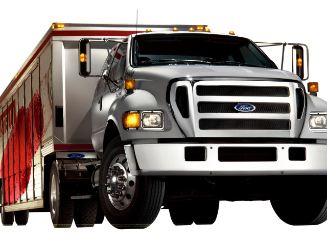 Ford F-750 фото